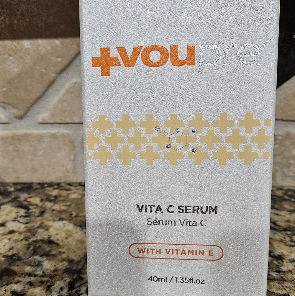 VouPre Vita C Serum